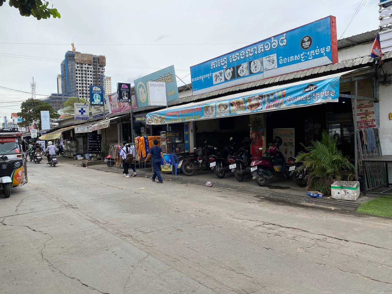 https://api.whitetigertv-asia.com/uploads/images/1734167405252-photo_2024-12-14_16-08-57.jpg