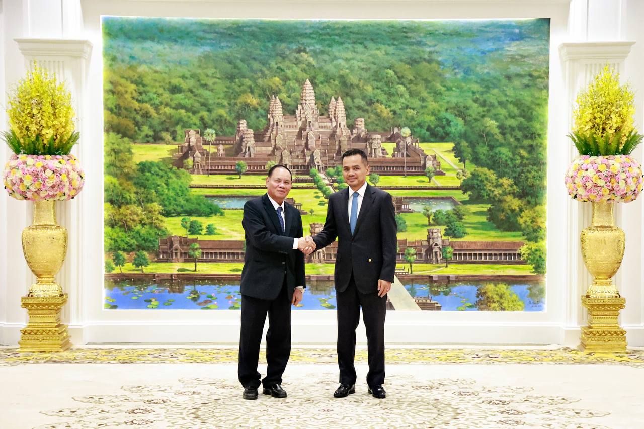 https://api.whitetigertv-asia.com/uploads/images/1747382833951-photo_2025-05-16_13-43-56.jpg