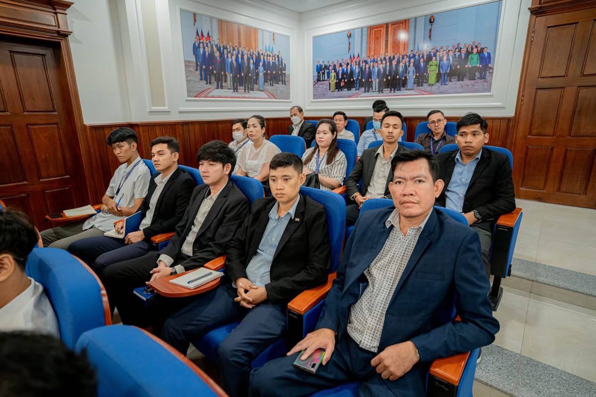 https://api.whitetigertv-asia.com/uploads/images/1747751339267-photo_2025-05-20_21-09-49.jpg