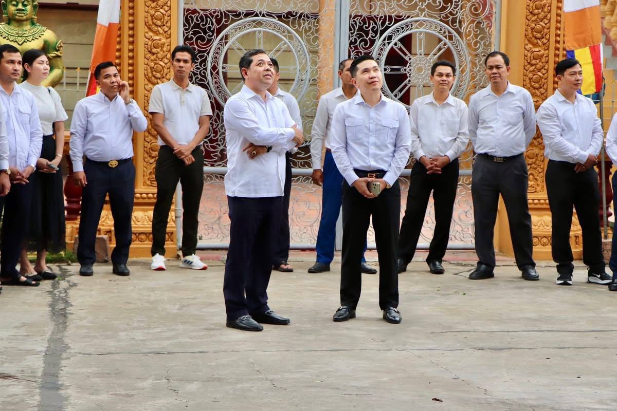 https://api.whitetigertv-asia.com/uploads/images/1757255205627-photo_2025-09-07_20-13-28.jpg