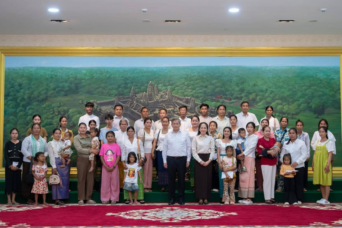 https://api.whitetigertv-asia.com/uploads/images/1758288574305-photo_2025-09-19_20-12-56.jpg