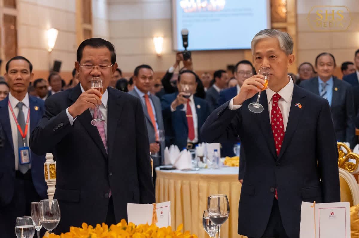 https://api.whitetigertv-asia.com/uploads/images/1758897117440-photo_2025-09-26_21-15-40.jpg