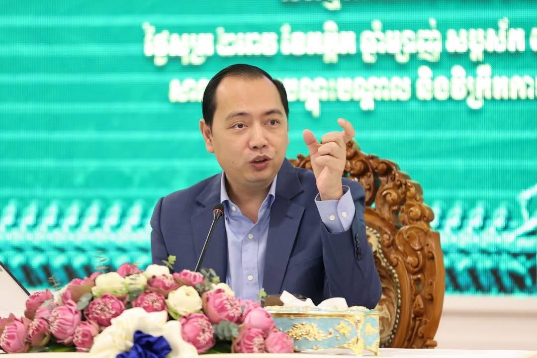 https://api.whitetigertv-asia.com/uploads/images/1762523350887-photo_2025-11-07_20-27-48.jpg
