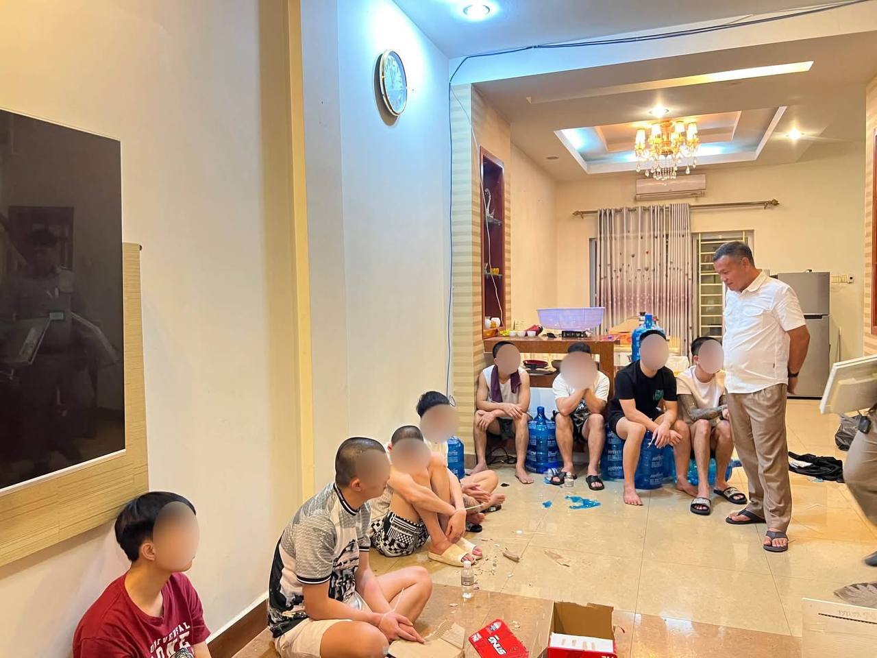 https://api.whitetigertv-asia.com/uploads/images/1787746823201-photo_2026-08-26_19-18-22.jpg