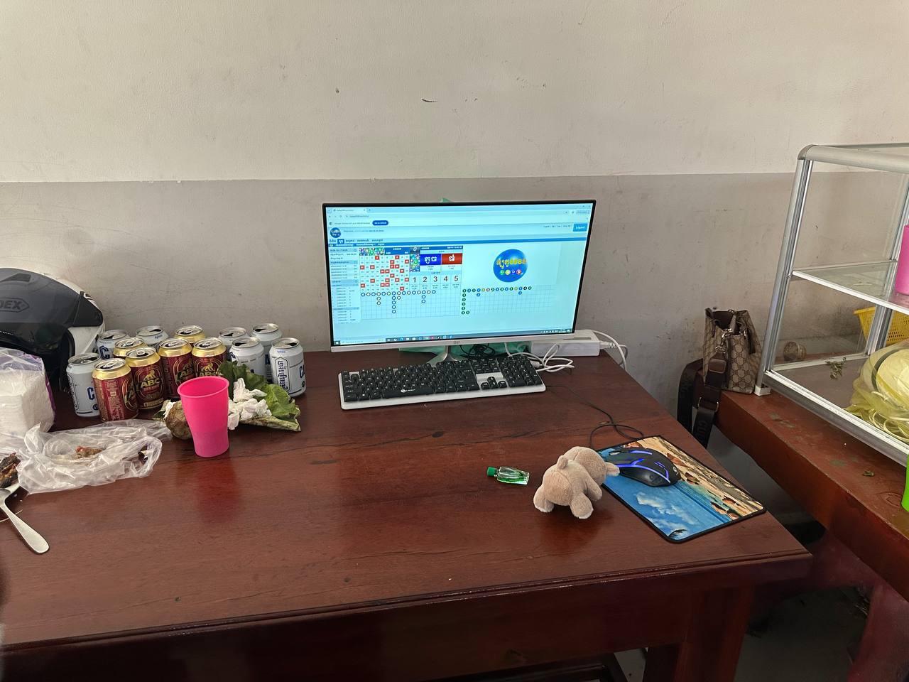 https://api.whitetigertv-asia.com/uploads/images/1792410763281-photo_2026-10-19_18-49-09.jpg